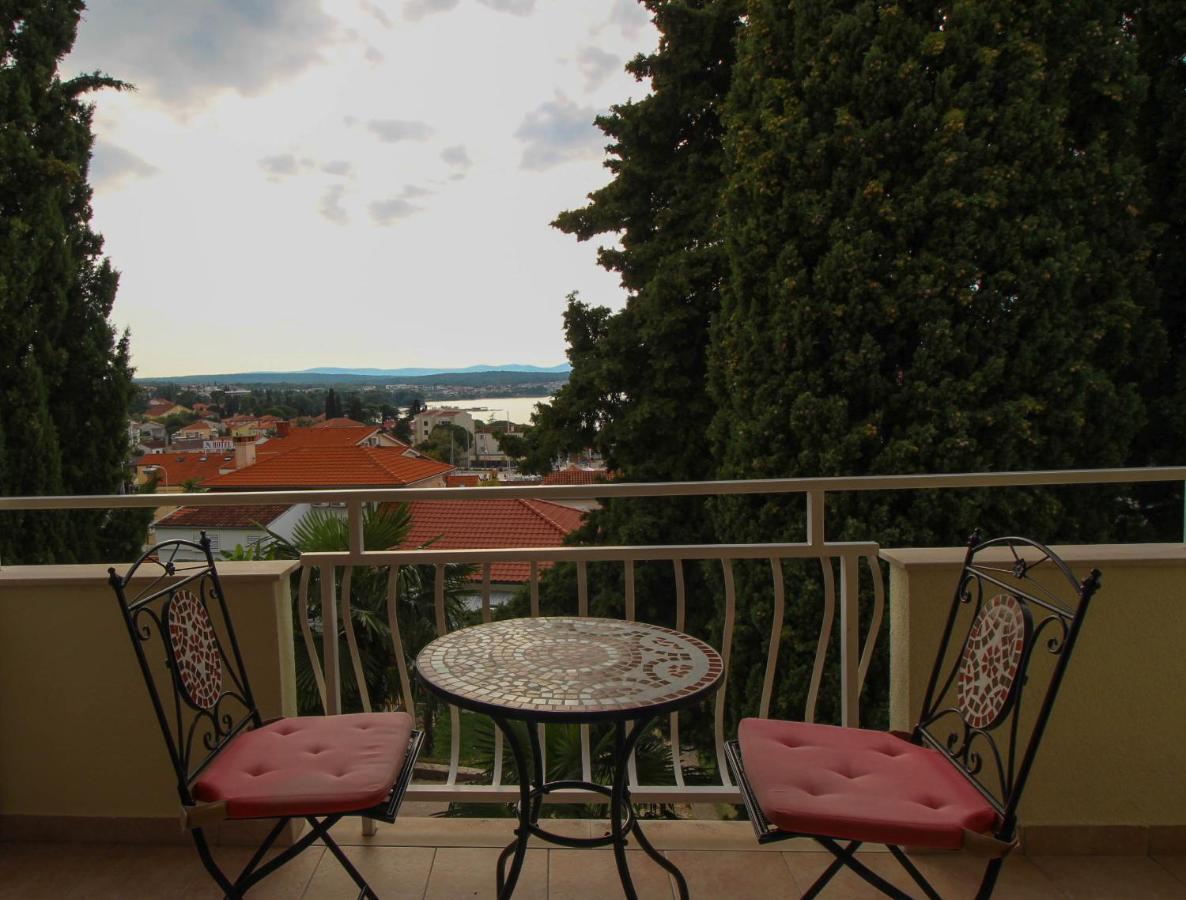 Apartments Ljerka Malinska Esterno foto