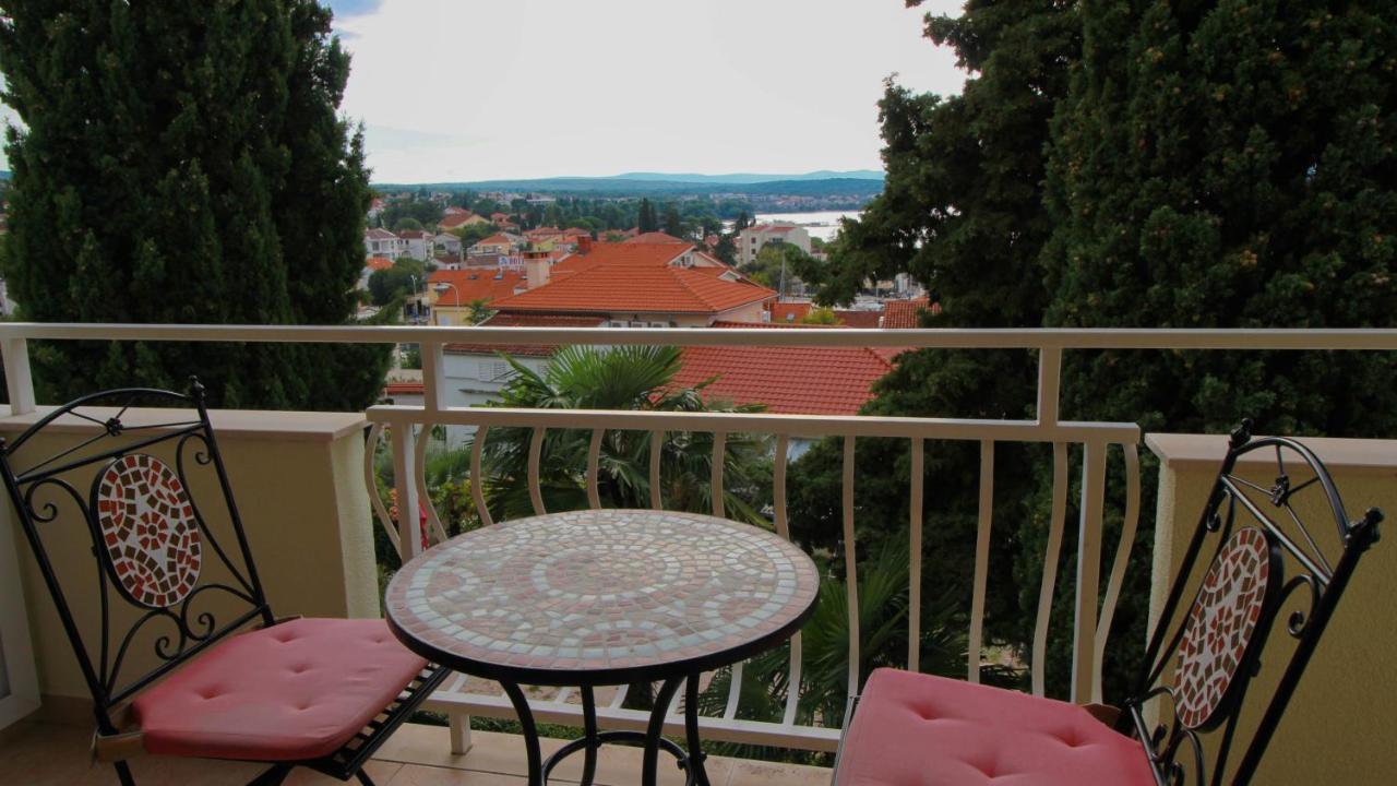 Apartments Ljerka Malinska Esterno foto